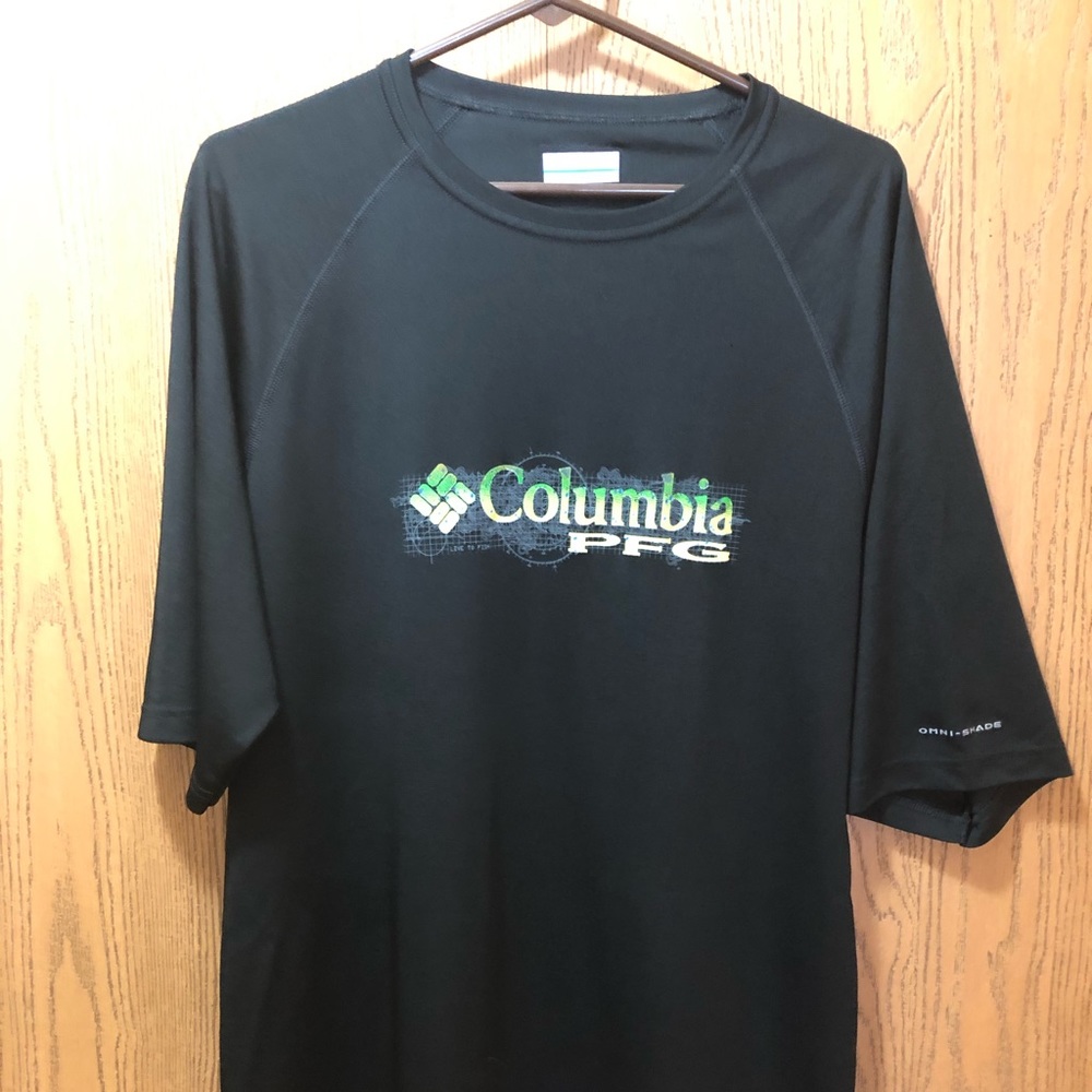 Columbia T Shirt